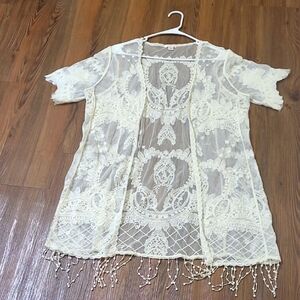 Xhilaration‎ Cream Mesh Top